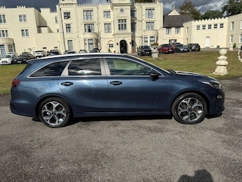 Used Kia Ceed 2019 for sale - 75776997: Photo