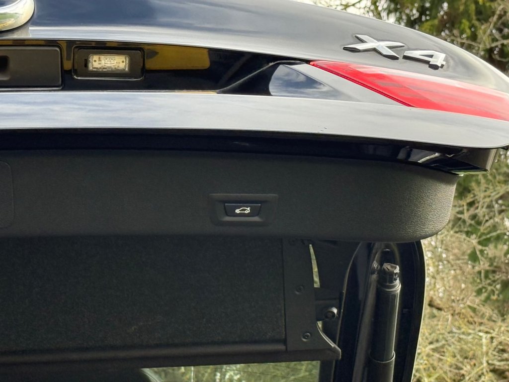 Used BMW X4 2016 for sale - 77583540: Photo 18