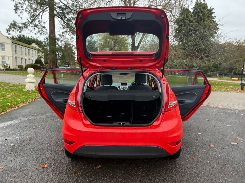 Used Ford Fiesta 2010 for sale - 76582805: Photo 18