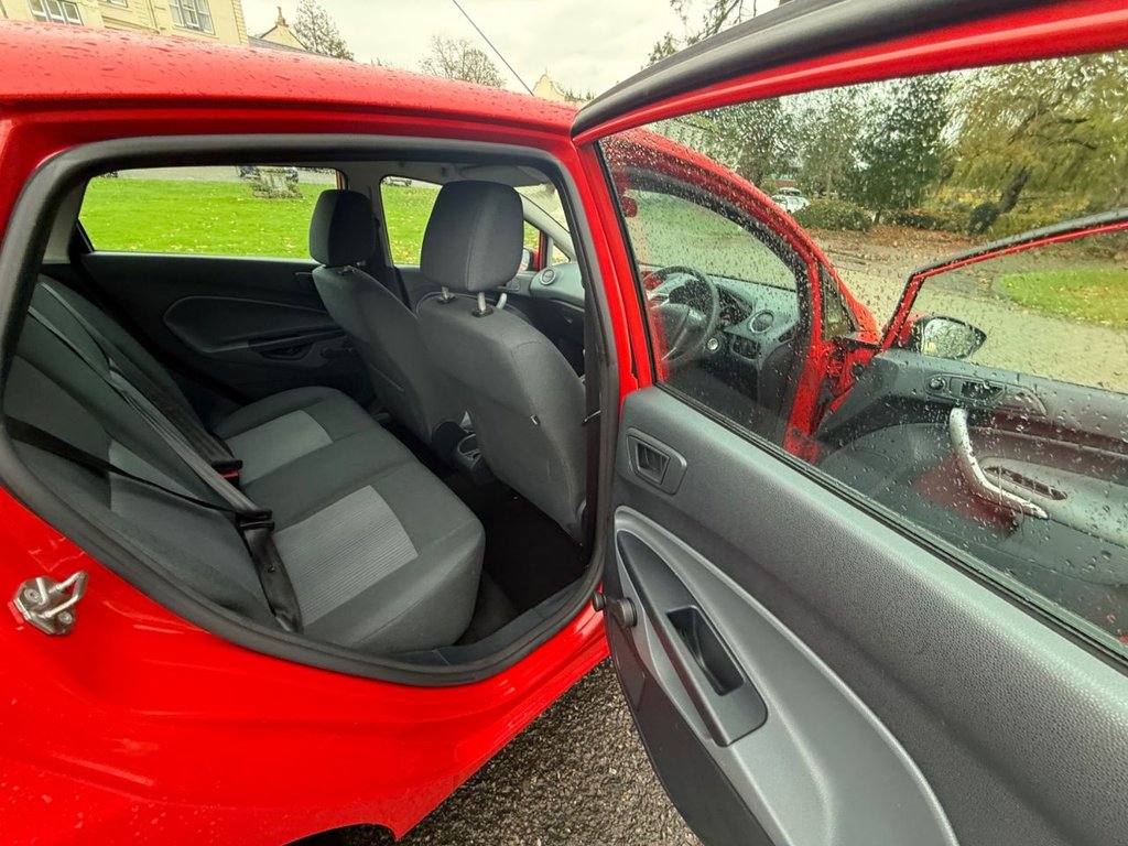 Used Ford Fiesta 2010 for sale - 76582805: Photo 23