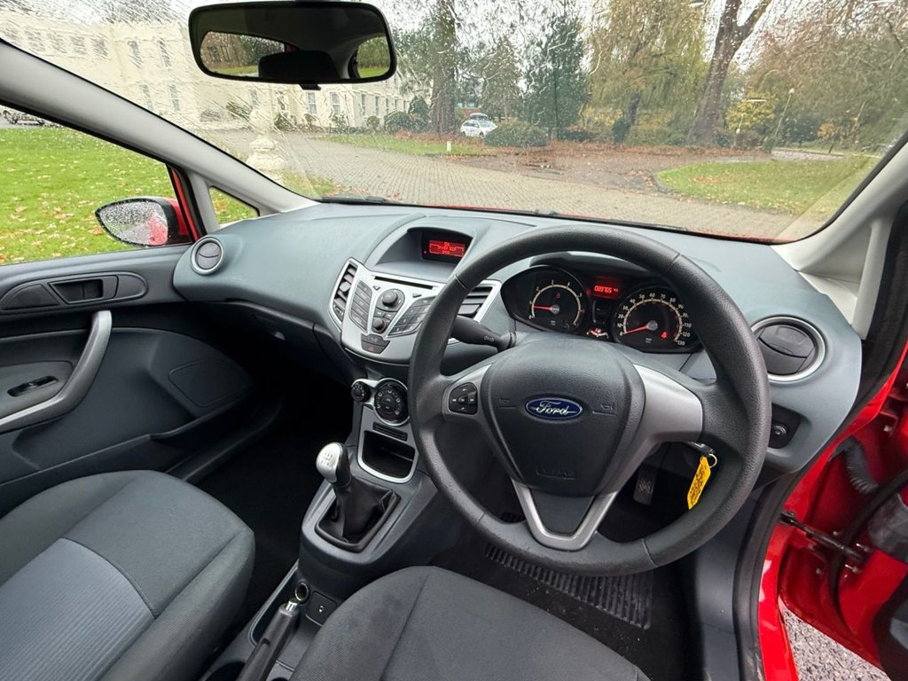 Used Ford Fiesta 2010 for sale - 76582805: Photo 27