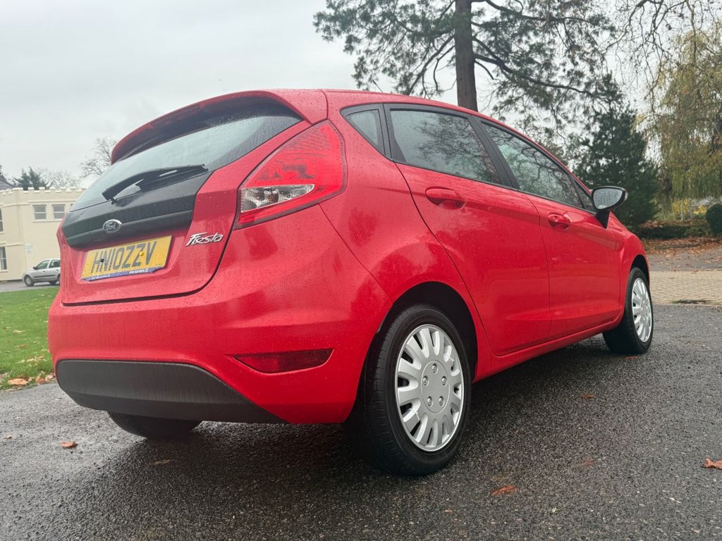 Used Ford Fiesta 2010 for sale - 76582805: Photo 5