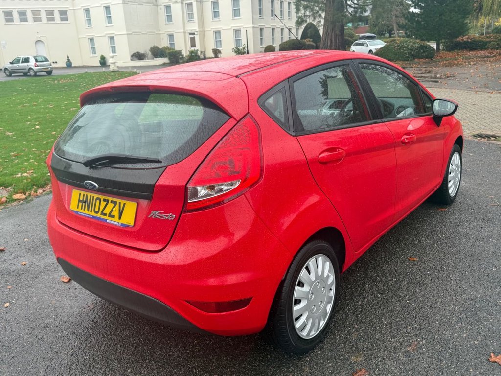 Used Ford Fiesta 2010 for sale - 76582805: Photo 6