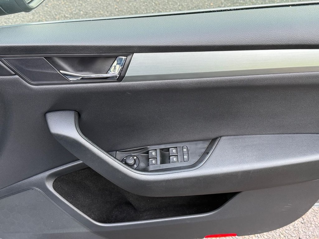 Used Skoda Superb 2019 for sale - 76454307: Photo 35