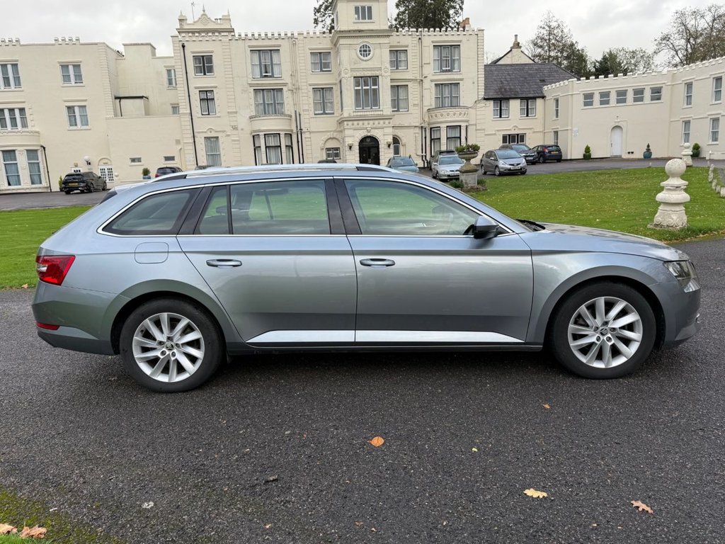 Used Skoda Superb 2019 for sale - 76454307: Photo 4