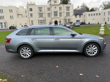 Used Skoda Superb 2019 for sale - 76454307: Photo