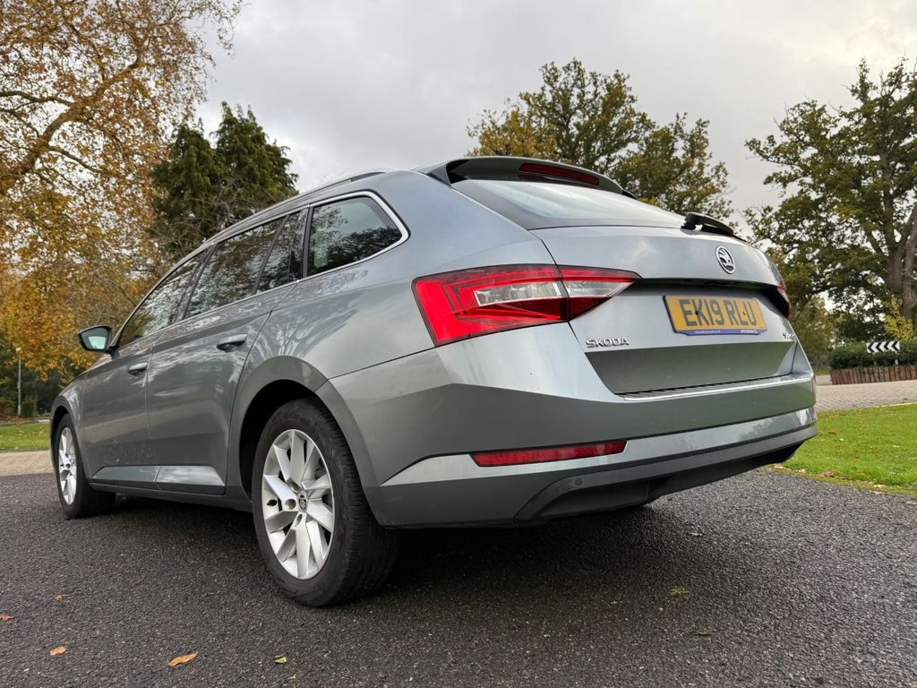 Used Skoda Superb 2019 for sale - 76454307: Photo 8