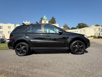 Used Mercedes-Benz M-Class 2007 for sale - 75542696: Photo