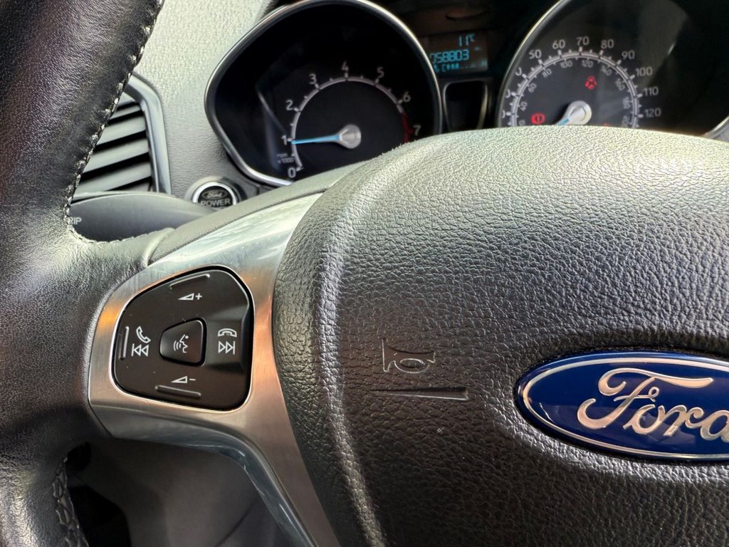 Used Ford Ecosport 2016 for sale - 76454033: Photo 32