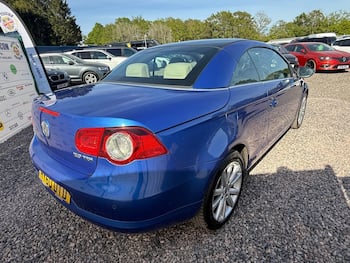 Used Volkswagen EOS 2010 for sale - 79655637: Photo