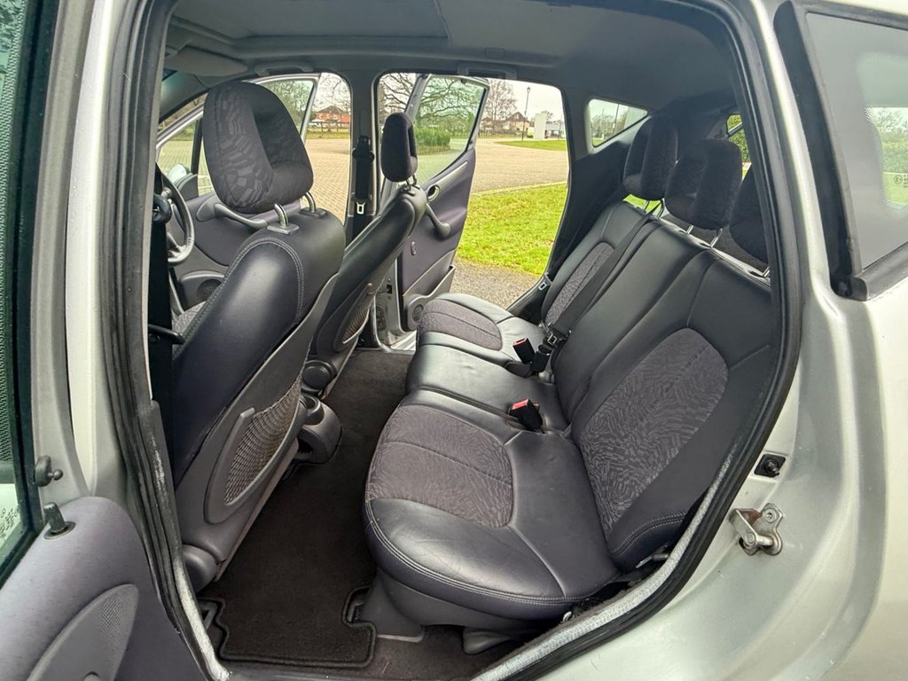 Used Mercedes-Benz A-Class 2003 for sale - 77172191: Photo 22