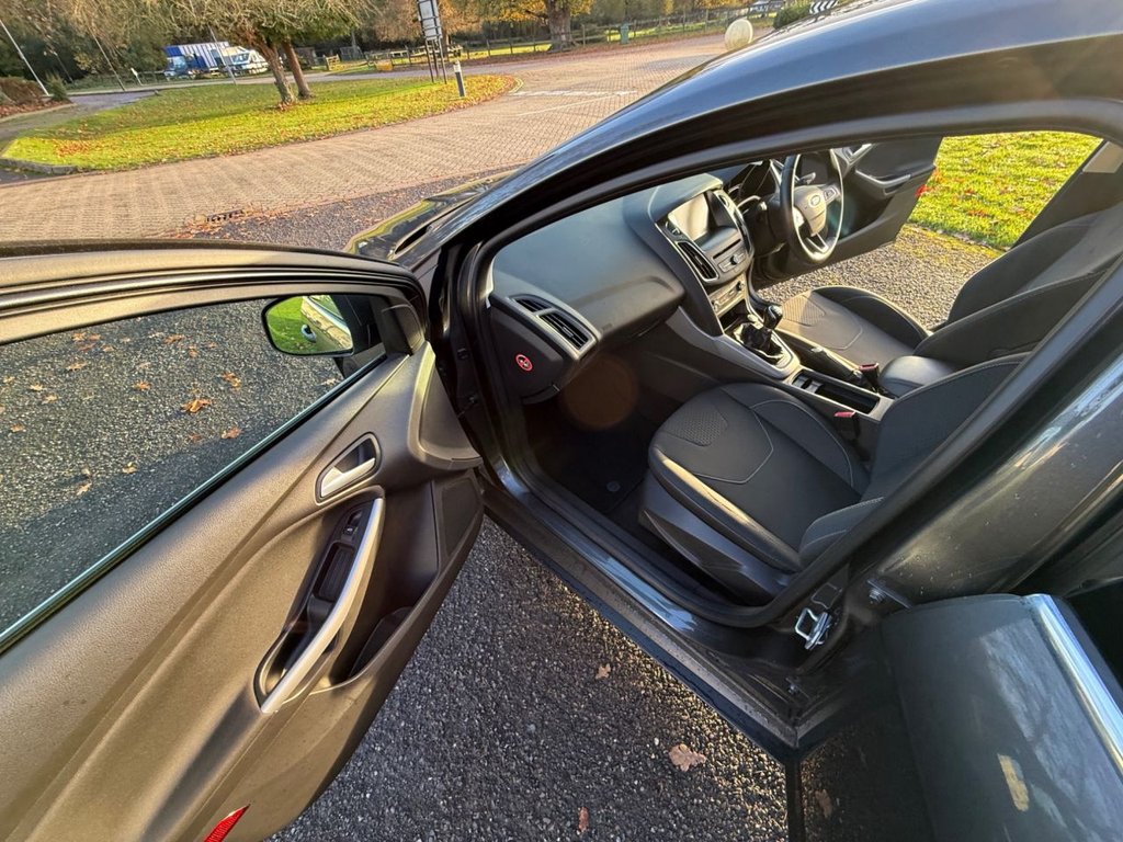 Used Ford Focus 2016 for sale - 76590904: Photo 14