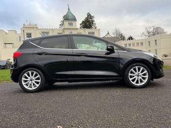 Used Ford Fiesta 2018 for sale - 77394479: Photo