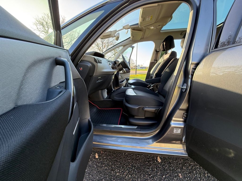 Used Citroen C4 Grand Picasso 2019 for sale - 76900584: Photo 18