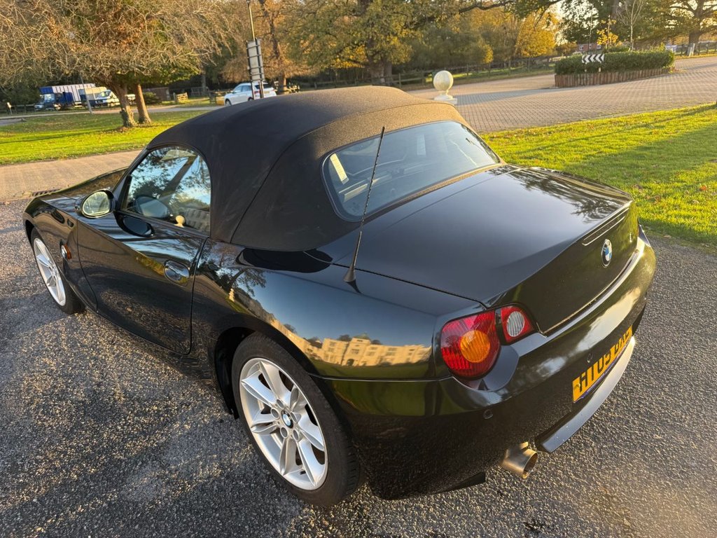 Used BMW Z4 2005 for sale - 76604839: Photo 11