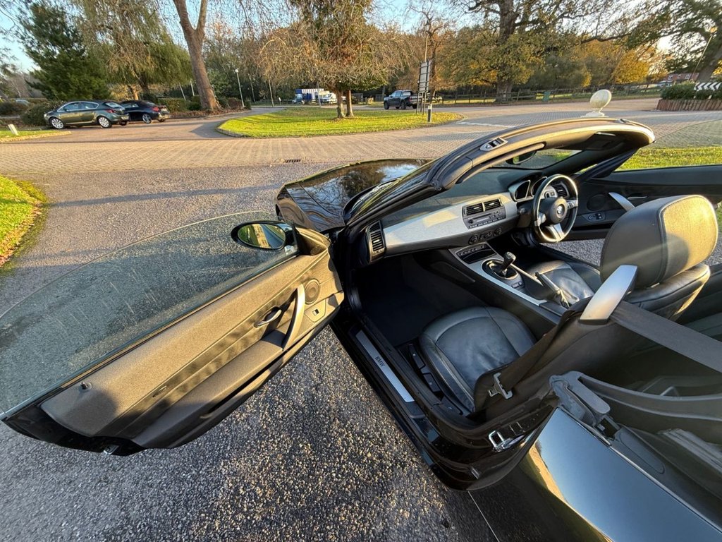 Used BMW Z4 2005 for sale - 76604839: Photo 19