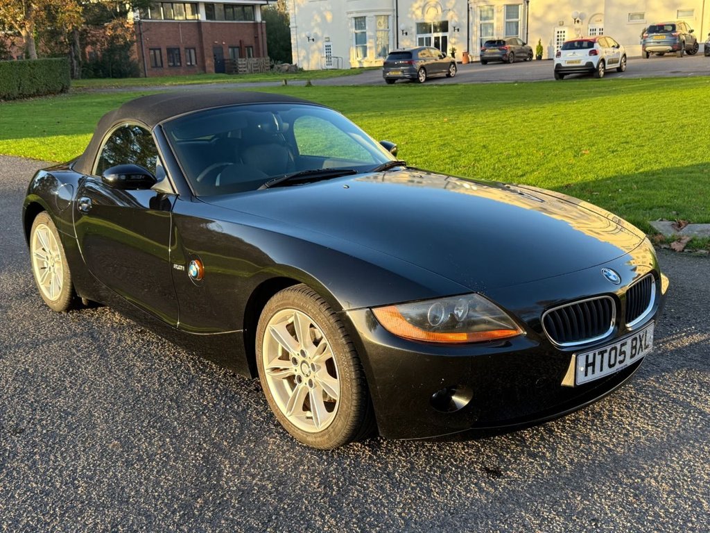 Used BMW Z4 2005 for sale - 76604839: Photo 2