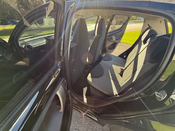 Used Toyota AYGO 2013 for sale - 76291483: Photo 17