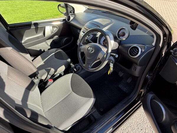 Used Toyota AYGO 2013 for sale - 76291483: Photo 22