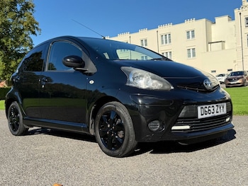 Used Toyota AYGO 2013 for sale - 76291483: Photo 2