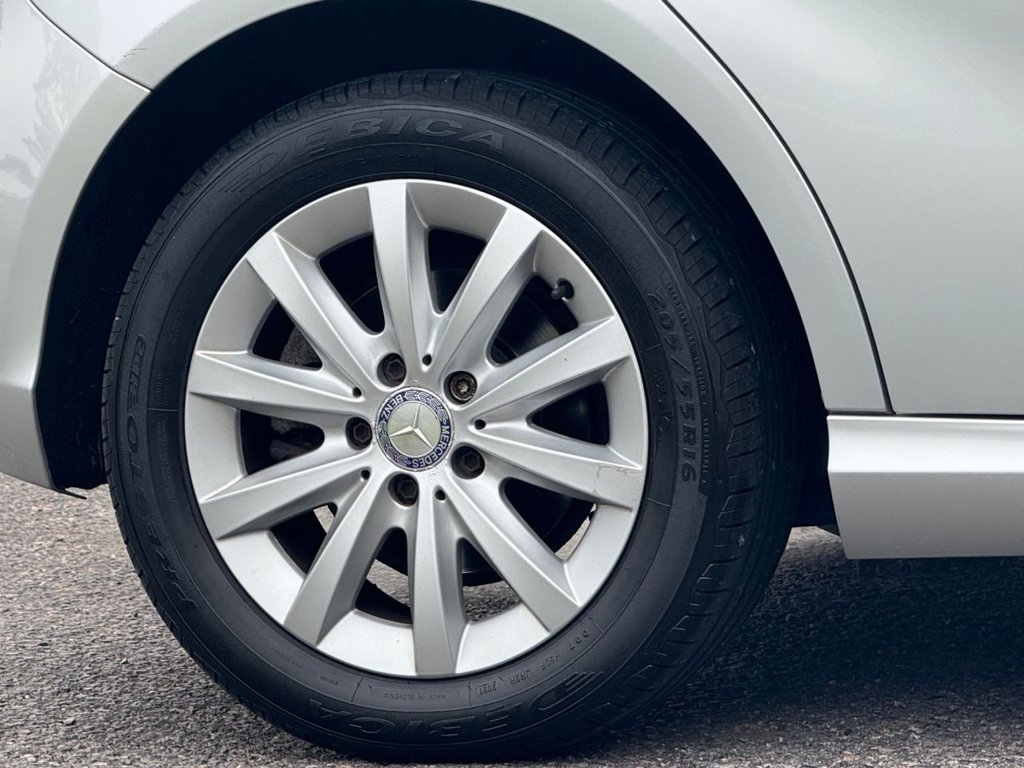 Used Mercedes-Benz A-Class 2013 for sale - 76481637: Photo 16