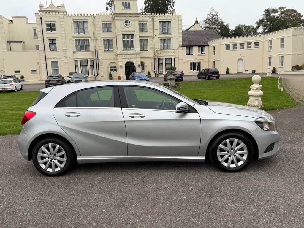 Used Mercedes-Benz A-Class 2013 for sale - 76481637: Photo 4