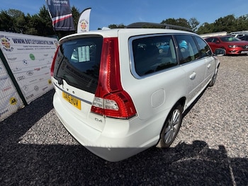 Used Volvo V70 2015 for sale - 79094799: Photo
