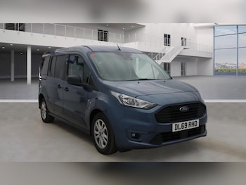 Ford Grand Tourneo Connect feature image