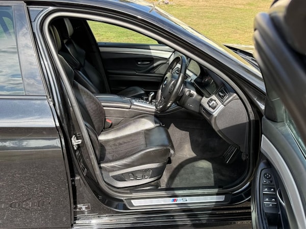 Used BMW M5 2011 for sale - 75275881: Photo 35