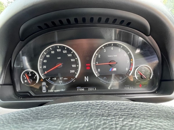 Used BMW M5 2011 for sale - 75275881: Photo 39