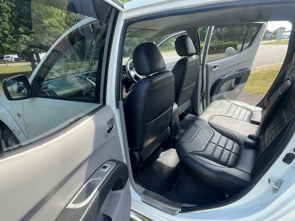 Used Mitsubishi L200 2011 for sale - 74708846: Photo 18