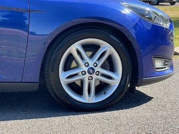 Used Ford Focus 2015 for sale - 74676053: Photo