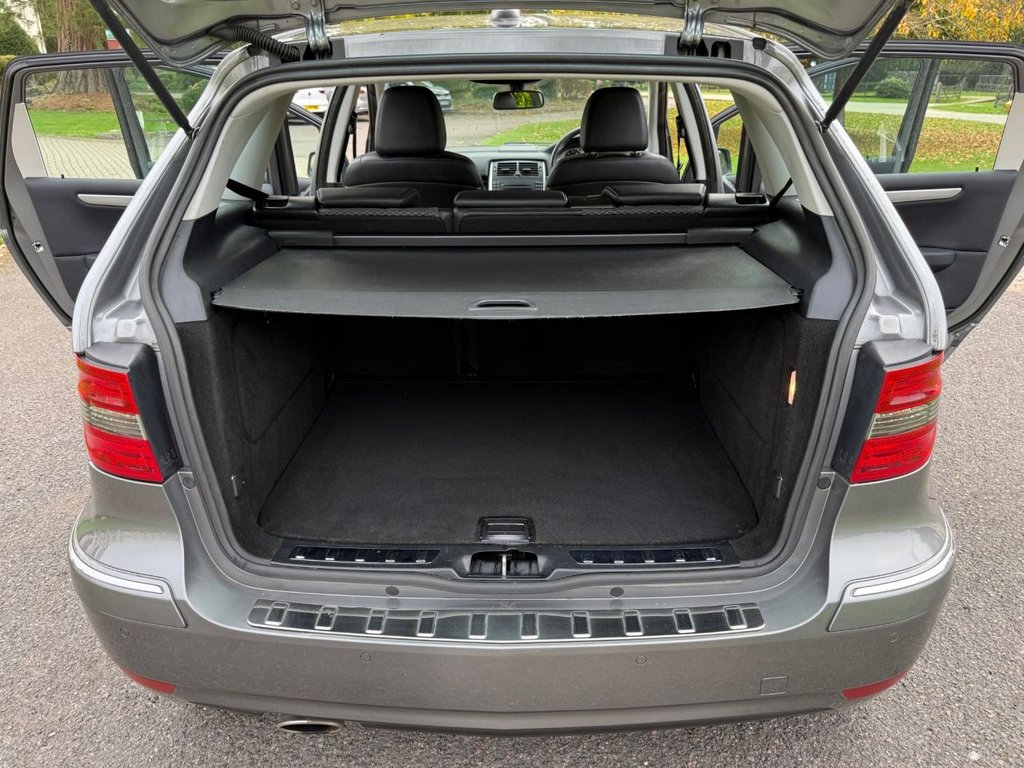 Used Mercedes-Benz B Class 2009 for sale - 76304118: Photo 19