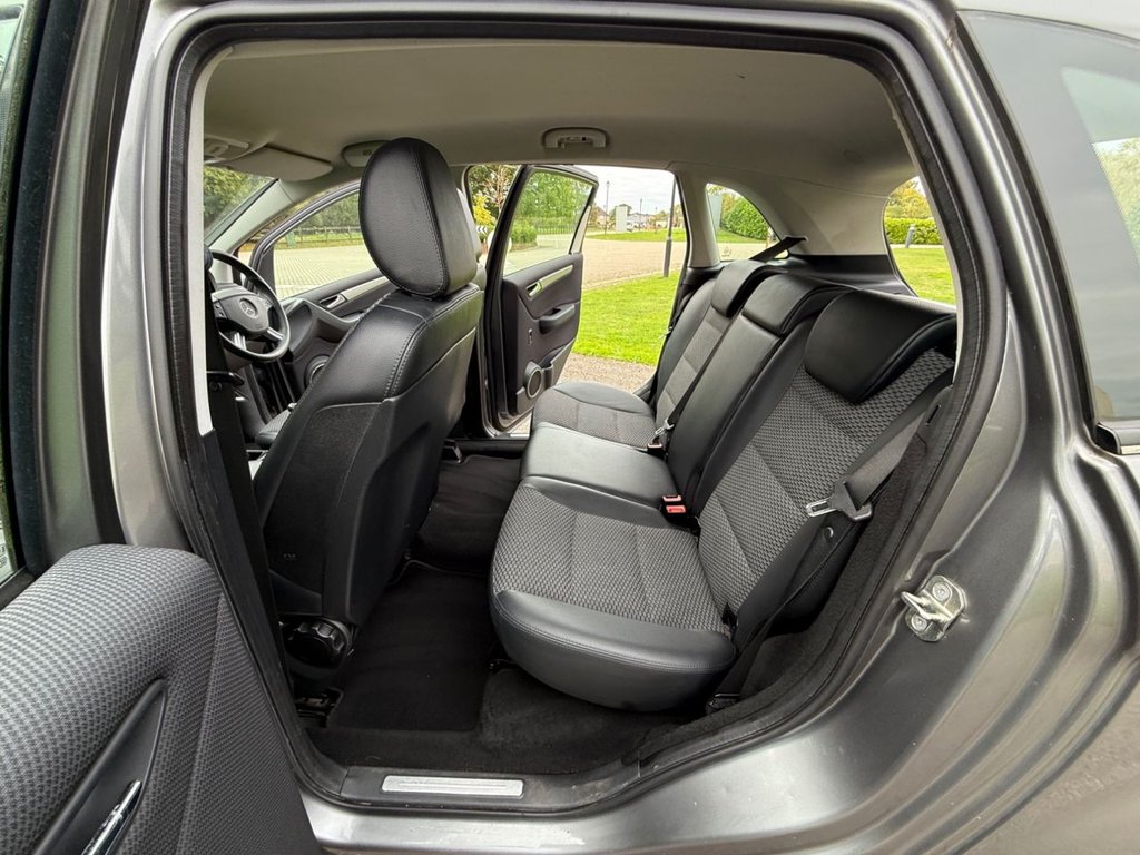 Used Mercedes-Benz B Class 2009 for sale - 76304118: Photo 21