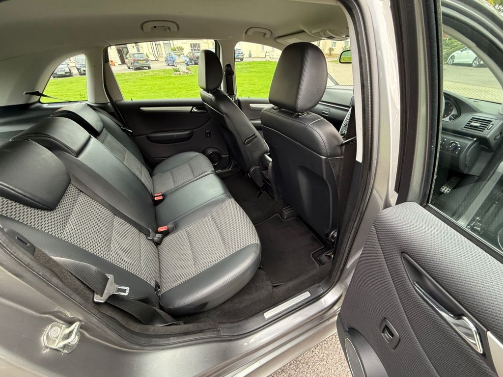 Used Mercedes-Benz B Class 2009 for sale - 76304118: Photo 23