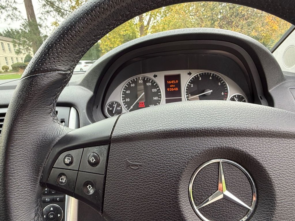Used Mercedes-Benz B Class 2009 for sale - 76304118: Photo 32