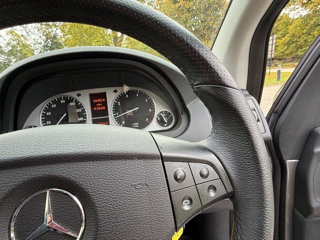 Used Mercedes-Benz B Class 2009 for sale - 76304118: Photo 33