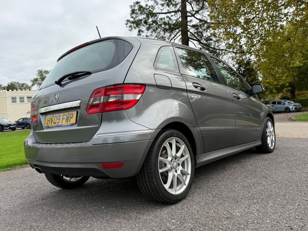 Used Mercedes-Benz B Class 2009 for sale - 76304118: Photo 5