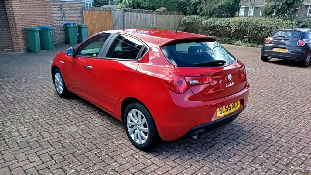 Used Alfa Romeo Giulietta 2015 for sale - 77967670: Photo 2