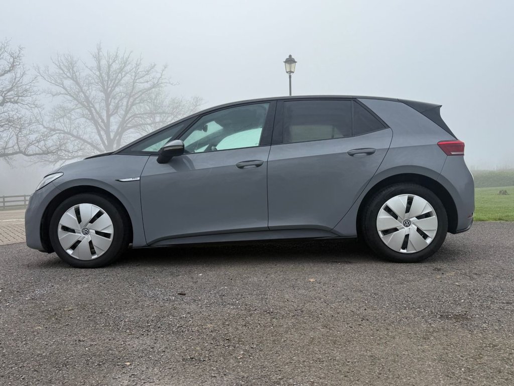 Used Volkswagen ID.3 2020 for sale - 76986139: Photo 10