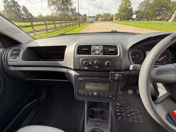 Used Skoda Fabia 2010 for sale - 76173180: Photo 21