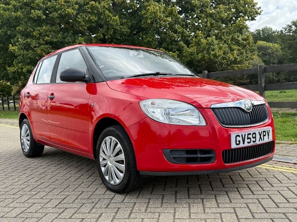 Used Skoda Fabia 2010 for sale - 76173180: Photo 2