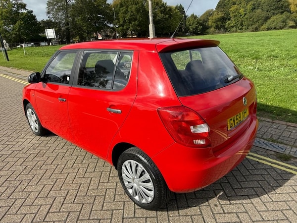 Used Skoda Fabia 2010 for sale - 76173180: Photo 8