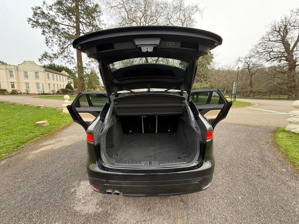 Used Jaguar F-Pace 2016 for sale - 77594047: Photo 17