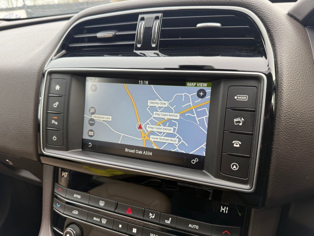 Used Jaguar F-Pace 2016 for sale - 77594047: Photo 18