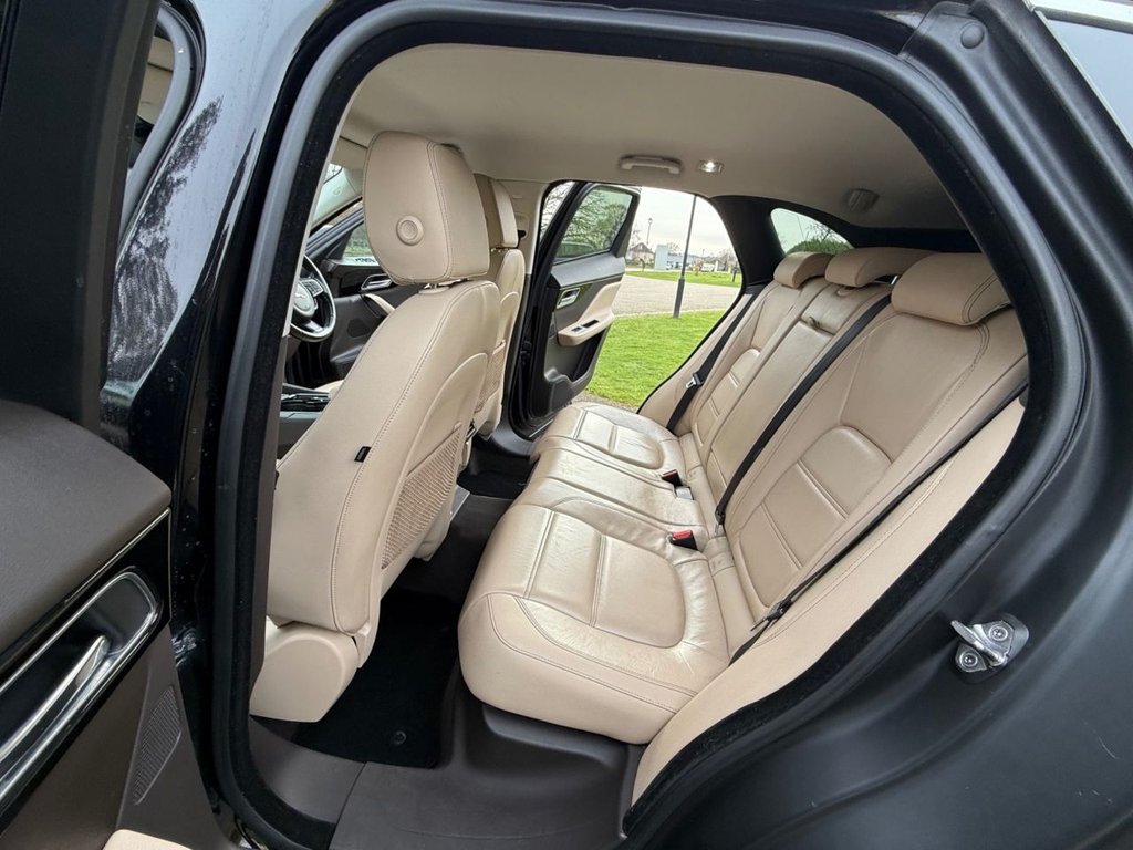 Used Jaguar F-Pace 2016 for sale - 77594047: Photo 20