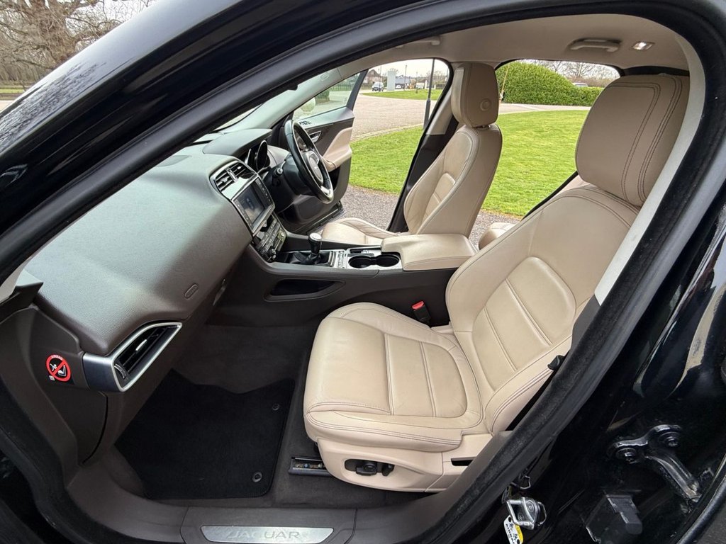 Used Jaguar F-Pace 2016 for sale - 77594047: Photo 28