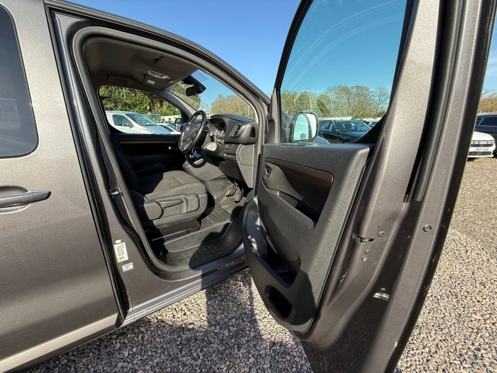 Used Toyota PROACE CITY Verso 2018 for sale - 77719930: Photo 19