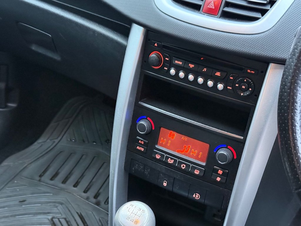 Used Peugeot 207 2010 for sale - 77407655: Photo 8