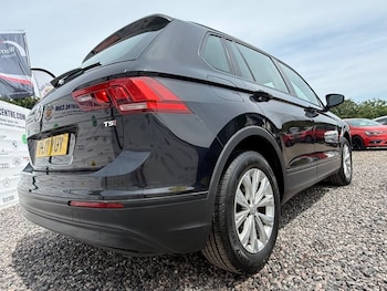 Used Volkswagen Tiguan 2017 for sale - 78493471: Photo